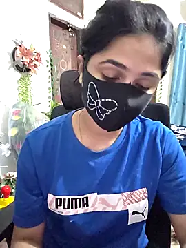 Snapshot of Suvosri chatting on 10-08-25, 06:48 Suvosri online show from 10-08-25, 06:48