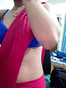 Snapshot of Suvosri chatting on 09-28-25, 05:03 Suvosri online show from 09-28-25, 05:03