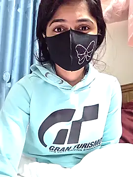 Snapshot of Suvosri chatting on 01-06-26, 08:29 Suvosri online show from 01-06-26, 08:29