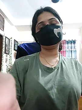 Snapshot of Suvosri chatting on 03-18-25, 04:29 Suvosri online show from 03-18-25, 04:29