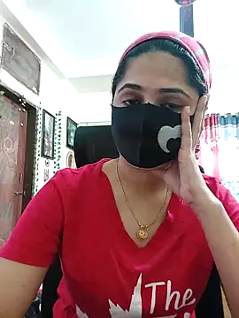 Snapshot of Suvosri chatting on 03-18-25, 02:28 Suvosri online show from 03-18-25, 02:28