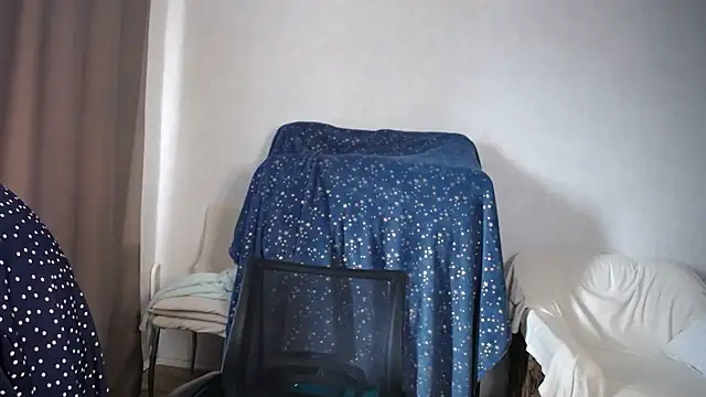 Snapshot of DonnaMagdalena chatting on 05-09-26, 01:03 DonnaMagdalena online show from 05-09-26, 01:03