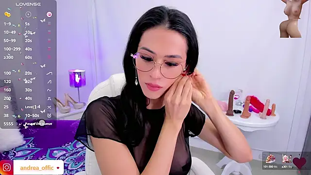 Snapshot of Andrea_Marinn chatting on 03-22-25, 04:14 Andrea Marinn online show from 03-22-25, 04:14