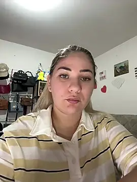 Snapshot of Celestedubois chatting on 07-03-26, 10:16 Celestedubois online show from 07-03-26, 10:16
