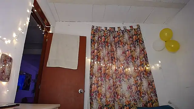 yselahot online show from 03-18-25, 02:17