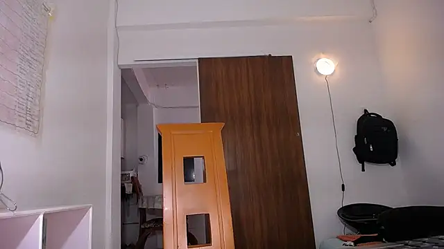 yselahot online show from 04-14-26, 02:44