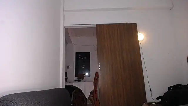 Snapshot of yselahot chatting on 02-06-26, 07:32 yselahot online show from 02-06-26, 07:32