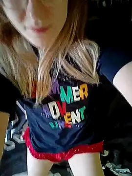 Snapshot of _Sweet_Love_ chatting on 02-15-25, 01:49  Sweet Love  online show from 02-15-25, 01:49
