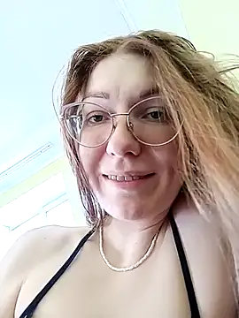 Snapshot of _Sweet_Love_ chatting on 03-22-25, 11:32  Sweet Love  online show from 03-22-25, 11:32