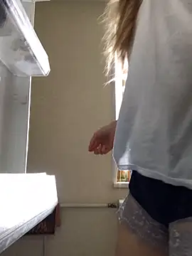  Sweet Love  online show from 05-24-26, 01:00