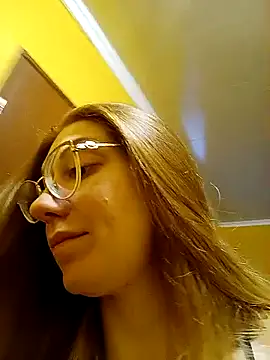 Snapshot of _Sweet_Love_ chatting on 02-16-25, 01:38  Sweet Love  online show from 02-16-25, 01:38