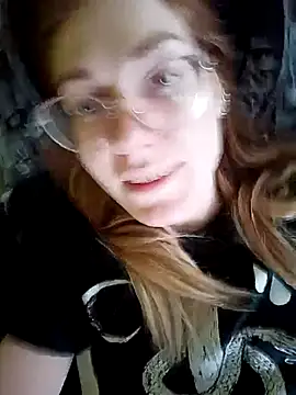 Snapshot of _Sweet_Love_ chatting on 03-04-25, 01:49  Sweet Love  online show from 03-04-25, 01:49