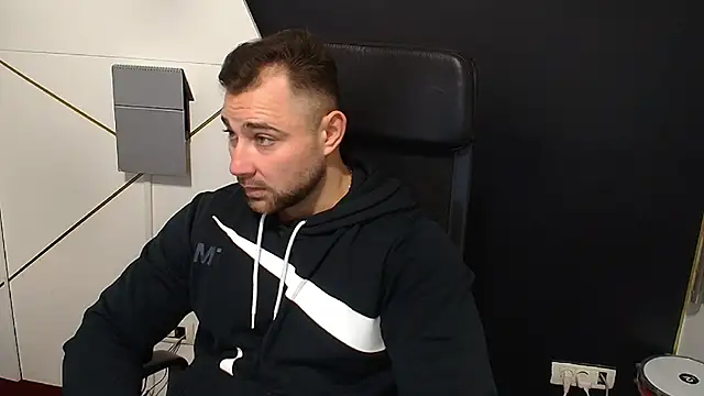 DuncanStone online show from 11-15-25, 06:06