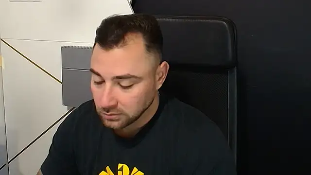 DuncanStone online show from 10-30-25, 05:06