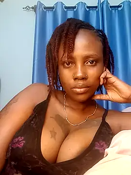 Snapshot of _Princess_mary chatting on 02-17-26, 07:27 Princess mary online show from 02-17-26, 07:27