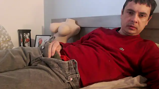 freddy0222222 online show from 03-03-26, 11:50