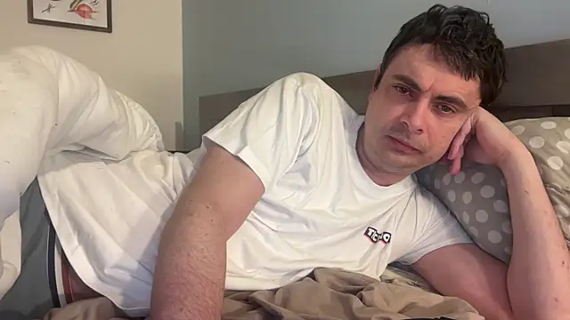 freddy0222222 online show from 03-10-26, 12:03