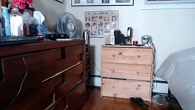 hottottrot691 online show from 01-10-26, 08:09