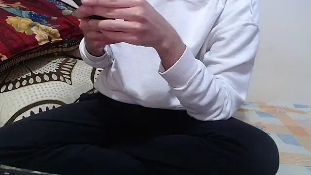 Alexdelarge323 online show from 02-05-26, 11:39