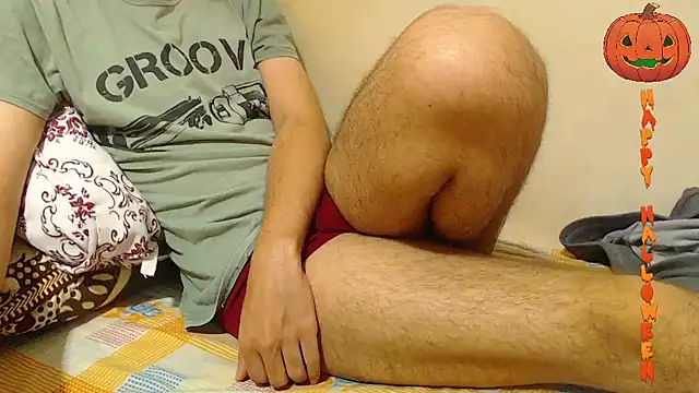 Alexdelarge323 online show from 10-31-25, 11:51