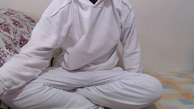 Alexdelarge323 online show from 01-06-26, 11:47