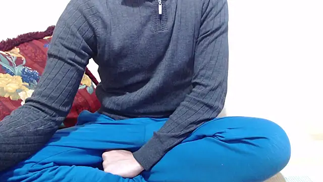 Snapshot of Alexdelarge323 chatting on 03-14-26, 02:45 Alexdelarge323 online show from 03-14-26, 02:45