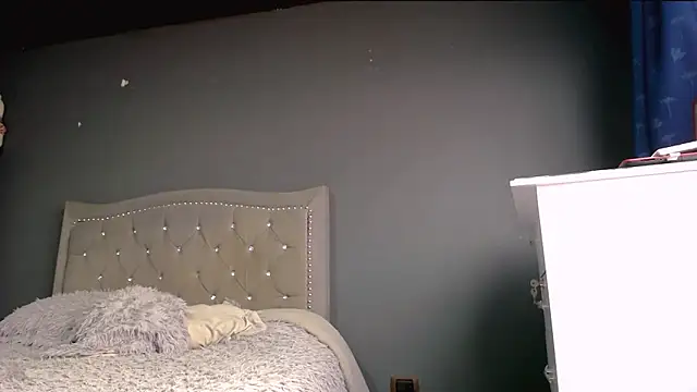 jessi 4 online show from 03-12-25, 04:13