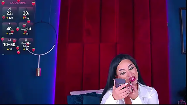 MadyLuxxx online show from 03-25-26, 07:57