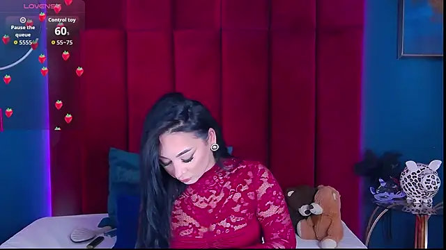MadyLuxxx online show from 05-05-26, 06:22