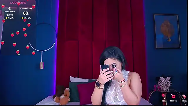 MadyLuxxx online show from 04-04-26, 07:20