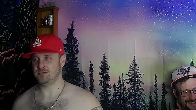 Snapshot of BlueEyedGuyPNW chatting on 02-13-25, 09:41 BlueEyedGuyPNW online show from 02-13-25, 09:41
