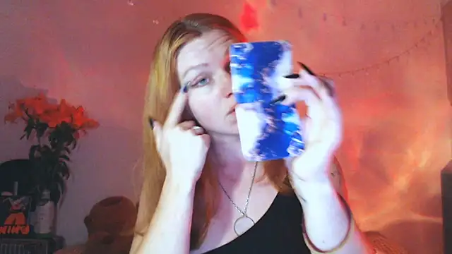 Cassie Wild online show from 03-11-26, 10:20