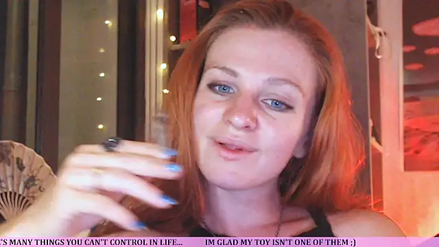 Cassie Wild online show from 05-11-26, 01:01