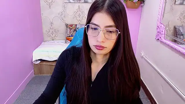 Natasha Ferrec online show from 04-08-26, 10:44