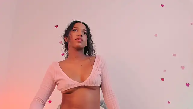 Snapshot of Tina_Rouse2 chatting on 09-08-25, 08:08 Tina Rouse2 online show from 09-08-25, 08:08