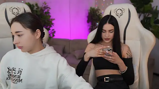 Jasmine Flow online show from 03-12-25, 03:40