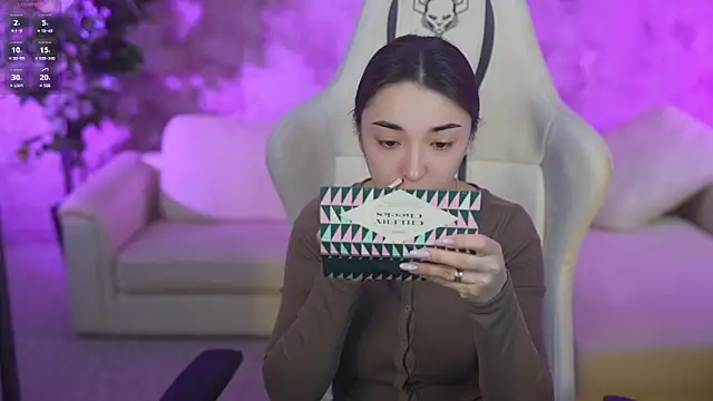 Jasmine Flow online show from 02-24-25, 07:55