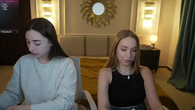 Jasmine Flow online show from 03-19-25, 07:49