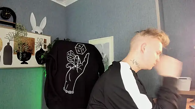 AlexxSweet online show from 04-20-26, 04:48