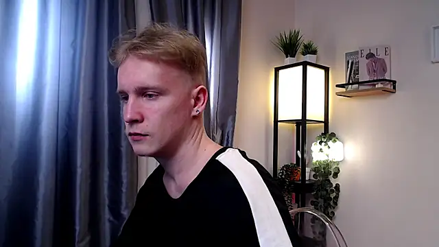 AlexxSweet online show from 05-04-26, 04:49