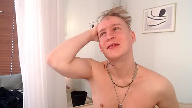 AlexxSweet online show from 05-10-26, 06:06