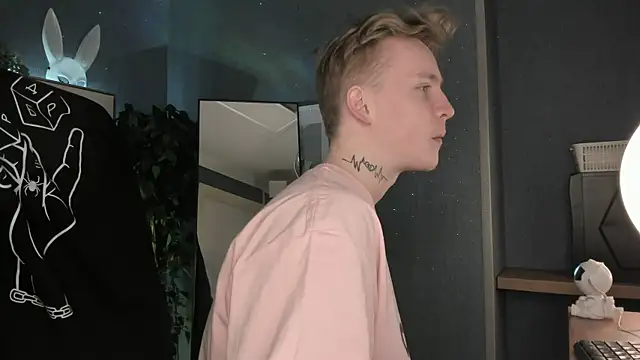 AlexxSweet online show from 04-12-26, 06:49