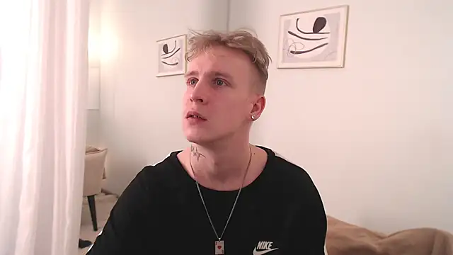 AlexxSweet online show from 05-17-26, 04:56