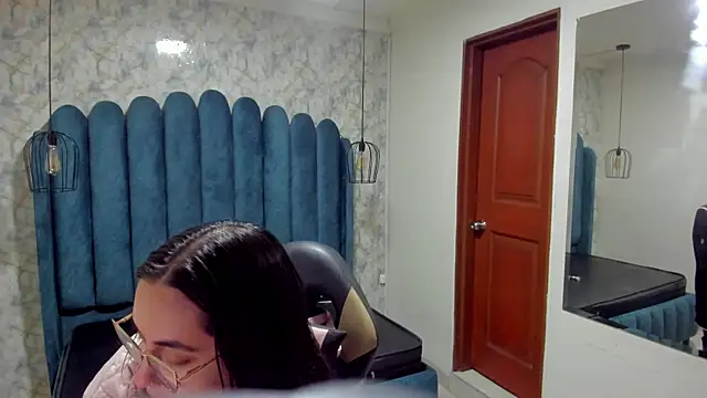 Snapshot of nalalye_cruzz_ chatting on 10-19-25, 03:31 nalalye cruzz online show from 10-19-25, 03:31