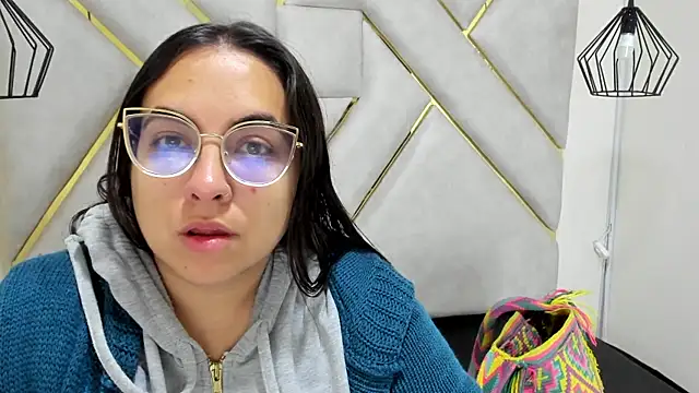 Snapshot of nalalye_cruzz_ chatting on 03-01-25, 02:59 nalalye cruzz online show from 03-01-25, 02:59