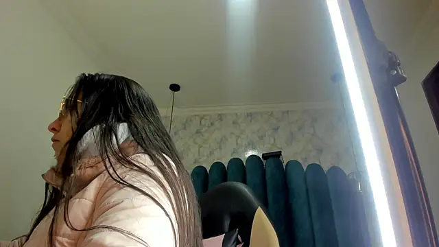 nalalye cruzz  online show from 01-08-26, 03:34