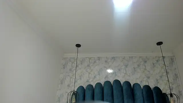 nalalye cruzz  online show from 05-15-26, 03:37