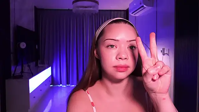 VixenMia online show from 09-26-25, 02:07