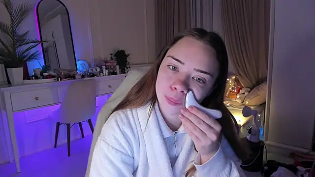 VixenMia online show from 02-28-25, 03:15