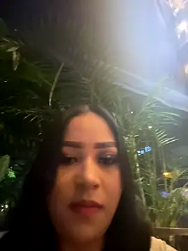 Luisa Fernandaa online show from 10-18-25, 02:13